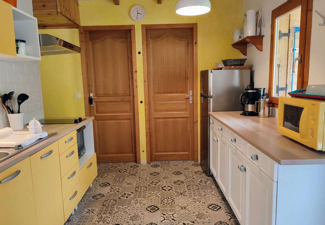 Chalet Kitchen with full cooking facilities and appliances